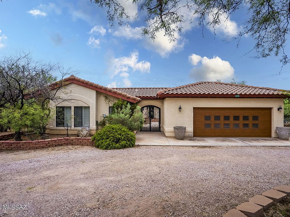 1st image of 770 E Camino Vista Del Cielo