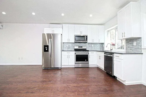 Rented by Modern Spaces | media 24