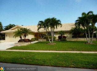 2435 Deer Creek Lob Lolly Ln, Deerfield Beach, FL 33442