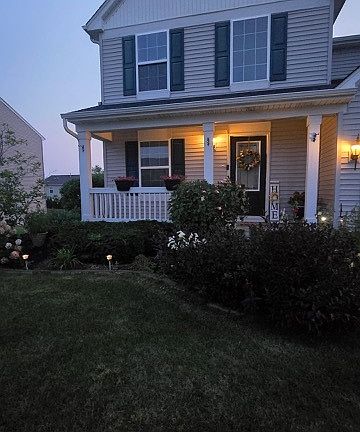 4th image of 584 Marcello Dr