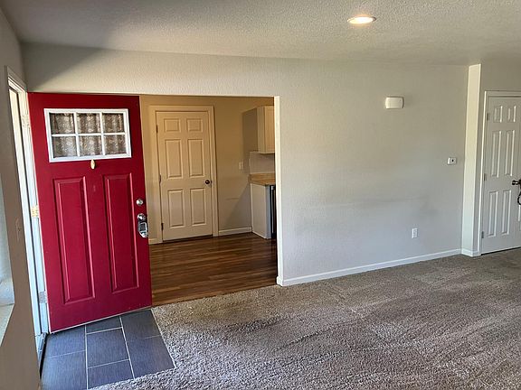 5th image of 1112 24th Avenue Ct