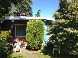 8527 2nd Ave NE, Seattle, WA 98115