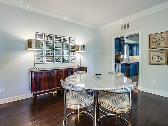 3rd image of 4324 Troost Ave Unit 207