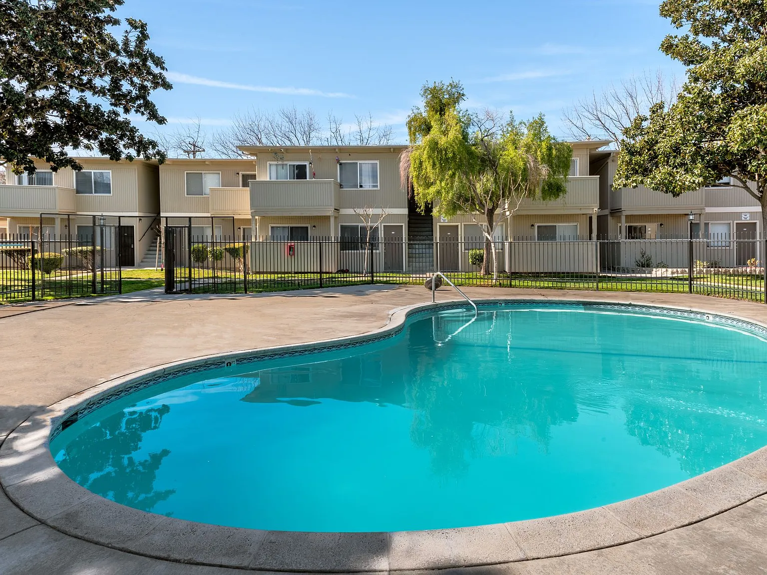 Stardust Villa Apartments — Photo 4