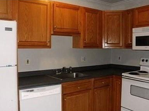 similar unit kitchen