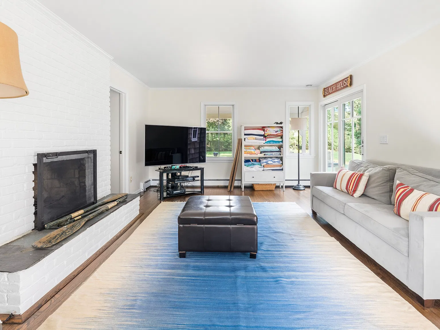 Renovated East Hampton Village Home — Photo 3