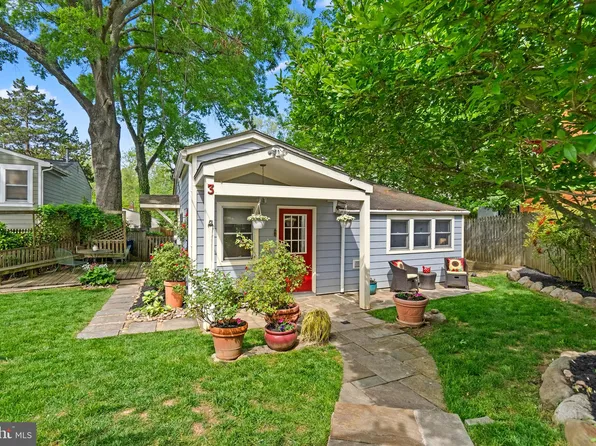 3 McKay Cir, Cabin John, MD 20818