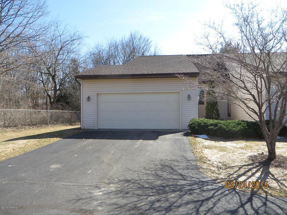 1st image of 2650 Stonehaven Dr SW #1