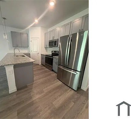 3 bed, $1,595 — Photo 1