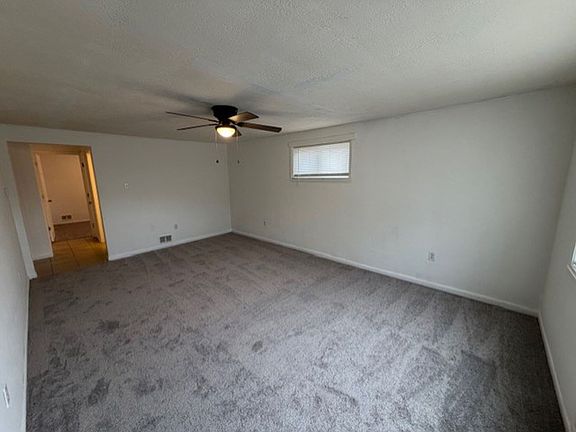 3rd image of 2897 Leola Ave Floor 1
