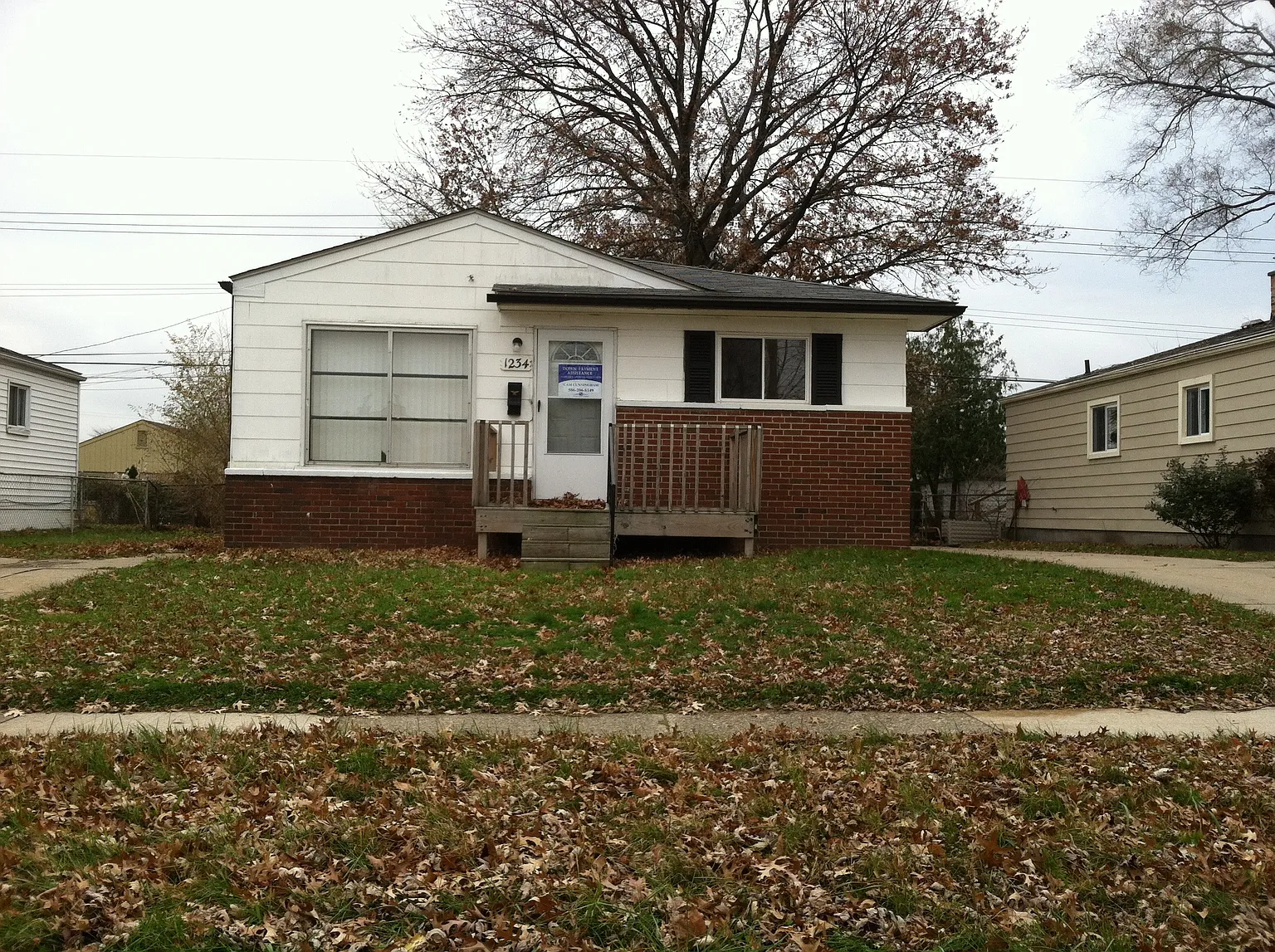1234 E Harwood Ave photo 1