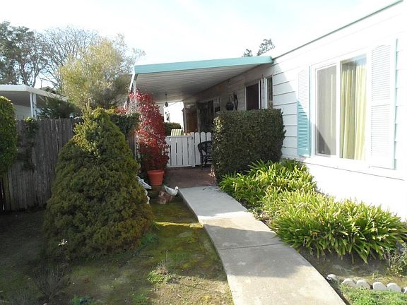 2nd image of 69 Trailwood Way #69