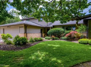 23720 Hermitage Rd, Beachwood, OH 44122