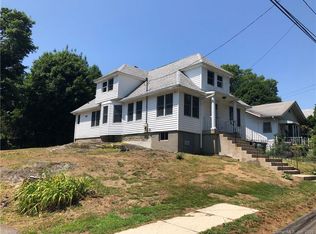48 Ocean Ave, Milford, CT 06460