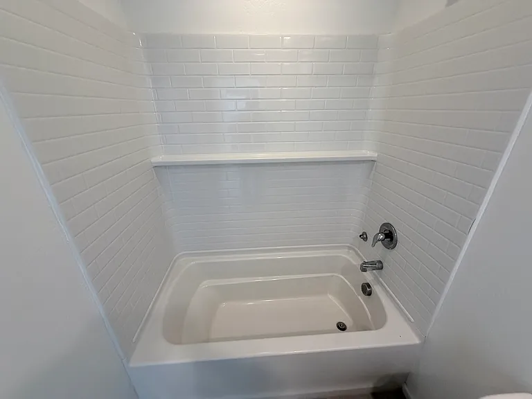 36535 W Mondragone Ln — Photo 12