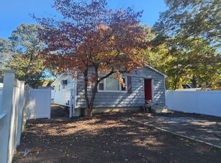 169 Blue Point Rd, Selden, NY 11784