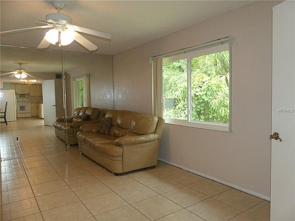 3rd image of 2816 Grand Bend Ct