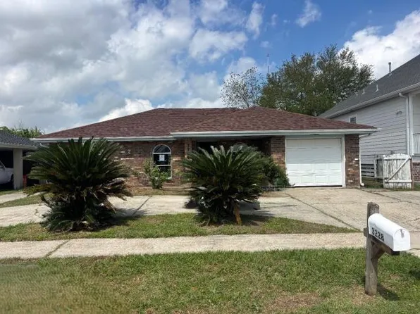 3228 Veronica Dr, Chalmette, LA 70043