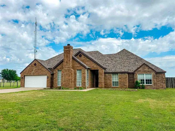 374 SE Willow Ln, Lawton, OK 73501