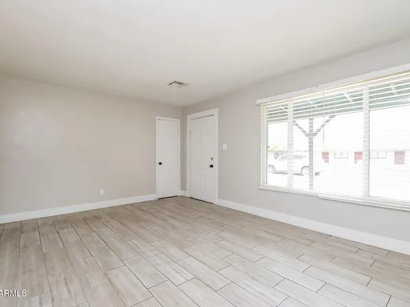 727 W FLINT Street, Chandler, AZ 85225