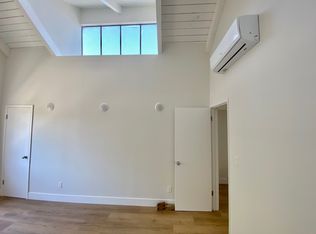 6207 Banner Ave APT 3, Los Angeles, CA 90038