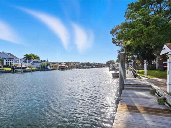 2911 Breezy Rd, Virginia Beach, VA 23451