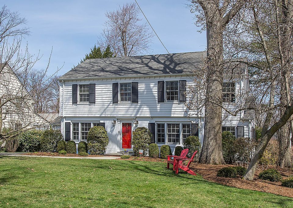 2nd image of 26 Edgewood Rd