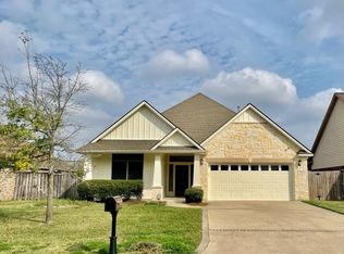 3919 Lienz Ln, College Station, TX 77845