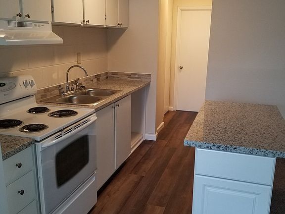 5th image of 500 S River St APT 4
