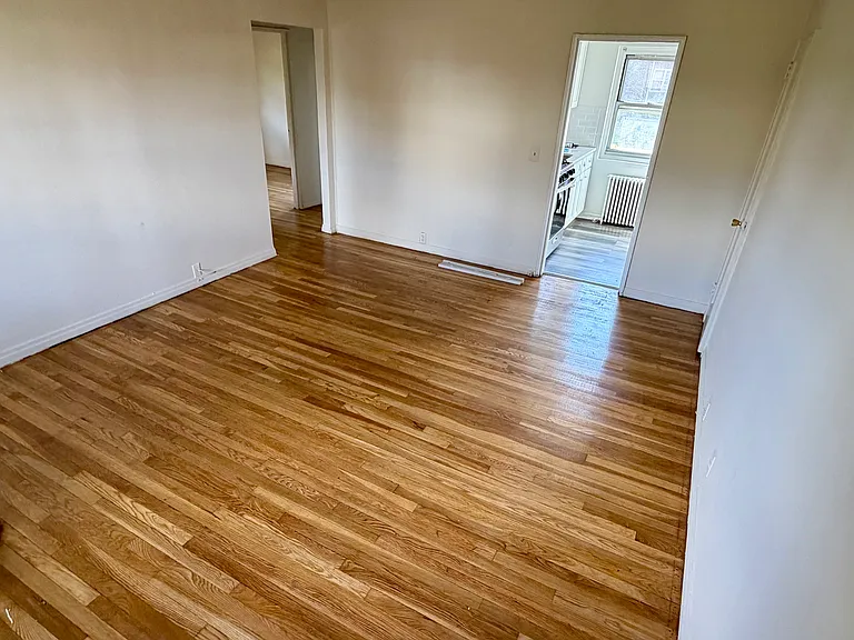 56 Elmwood Ter #A — Photo 6