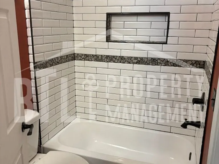 513 Lakewood Rd — Photo 12