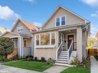 5215 W Warwick Ave, Chicago, IL 60641