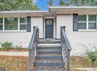 1376 David Cir, Decatur, GA 30032
