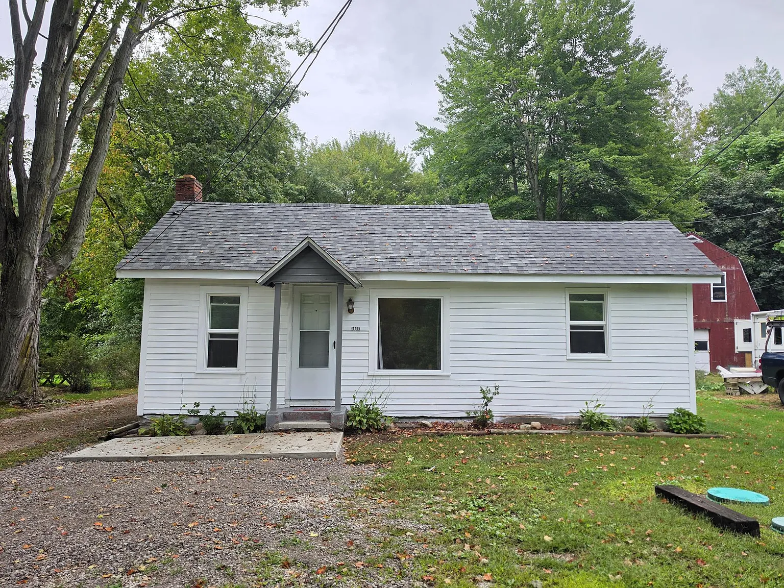 2 bed, 982 sqft, $900 — Photo 2