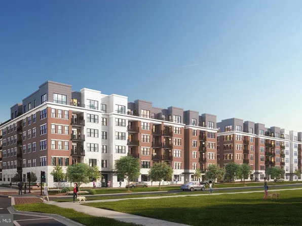 701 Swann Ave #One-510, Alexandria, VA 22301