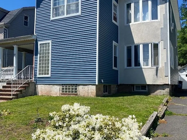 17 Walnut Ter — Photo 2