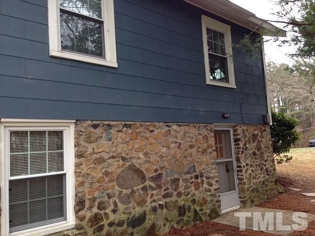 1st image of 1201A Holloway Ln