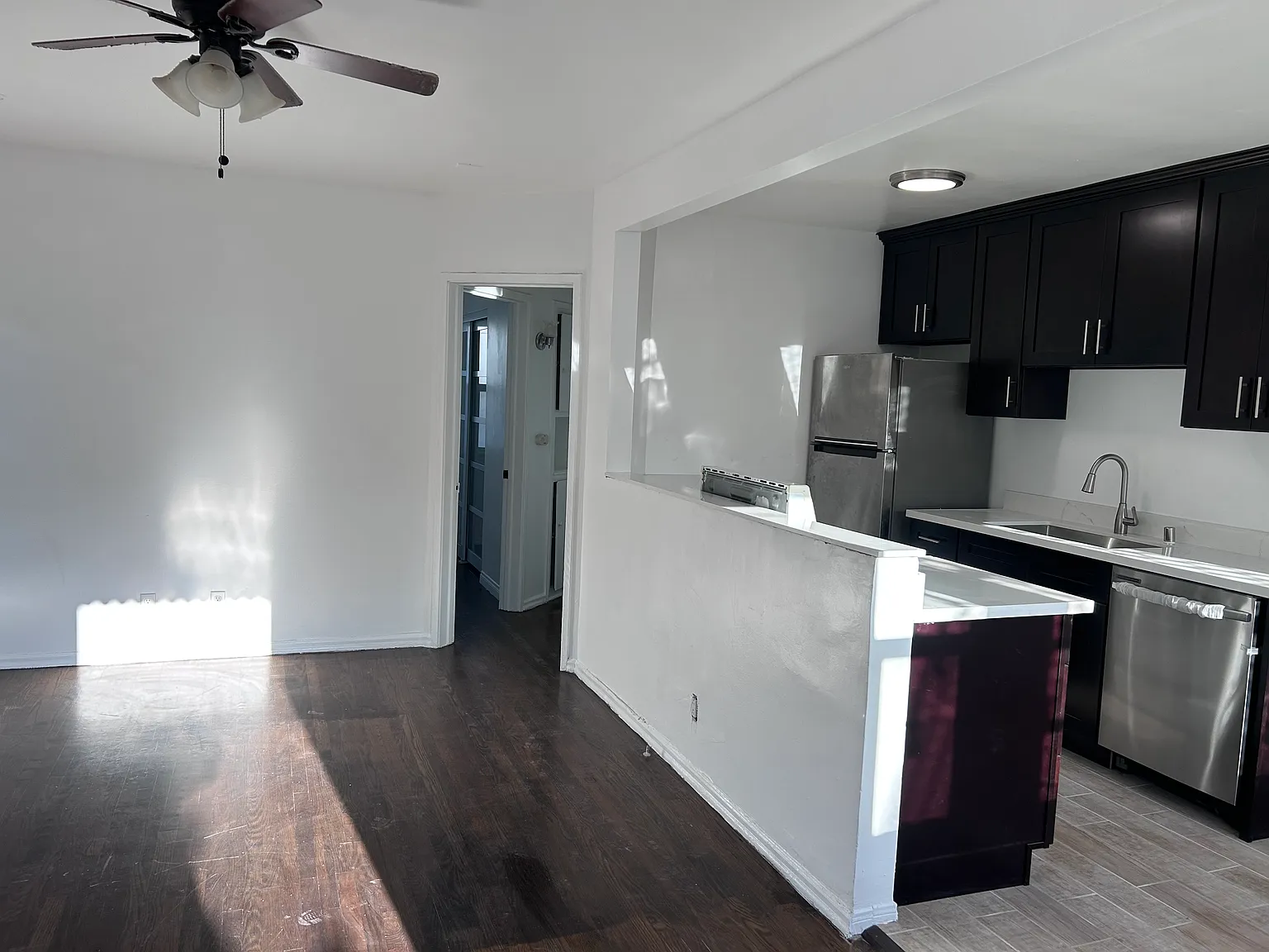 1 bed, 650 sqft, $1,950 — Photo 3