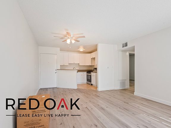 5th image of 17327 Saticoy St APT 102