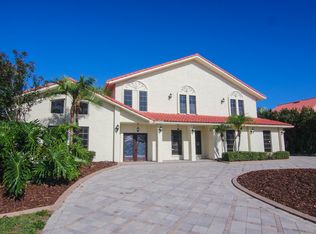 5451 W Shore Dr, New Port Richey, FL 34652