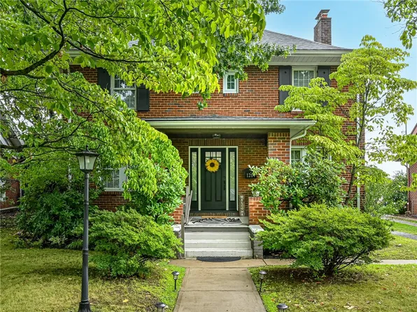 1204 Broadview Blvd, Natrona Heights, PA 15065