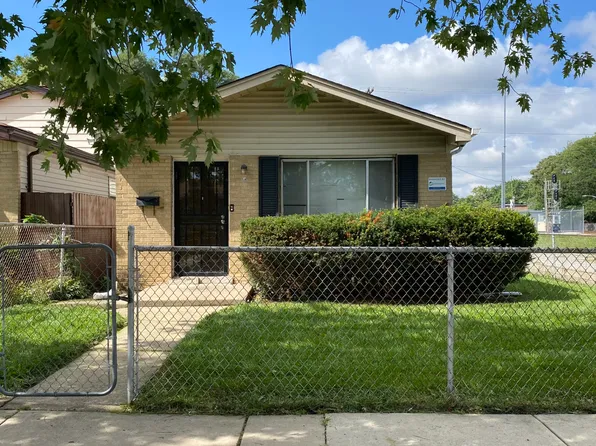 8908 S May St, Chicago, IL 60620