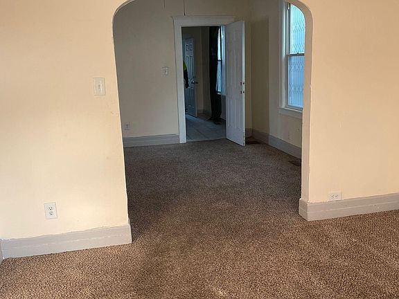 4th image of 11658 Saint Louis St
