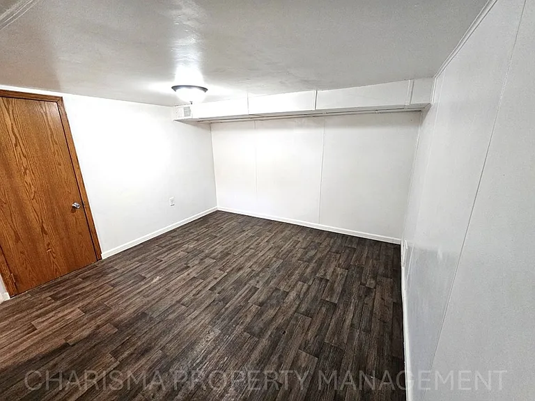 805 4th St — Photo 30