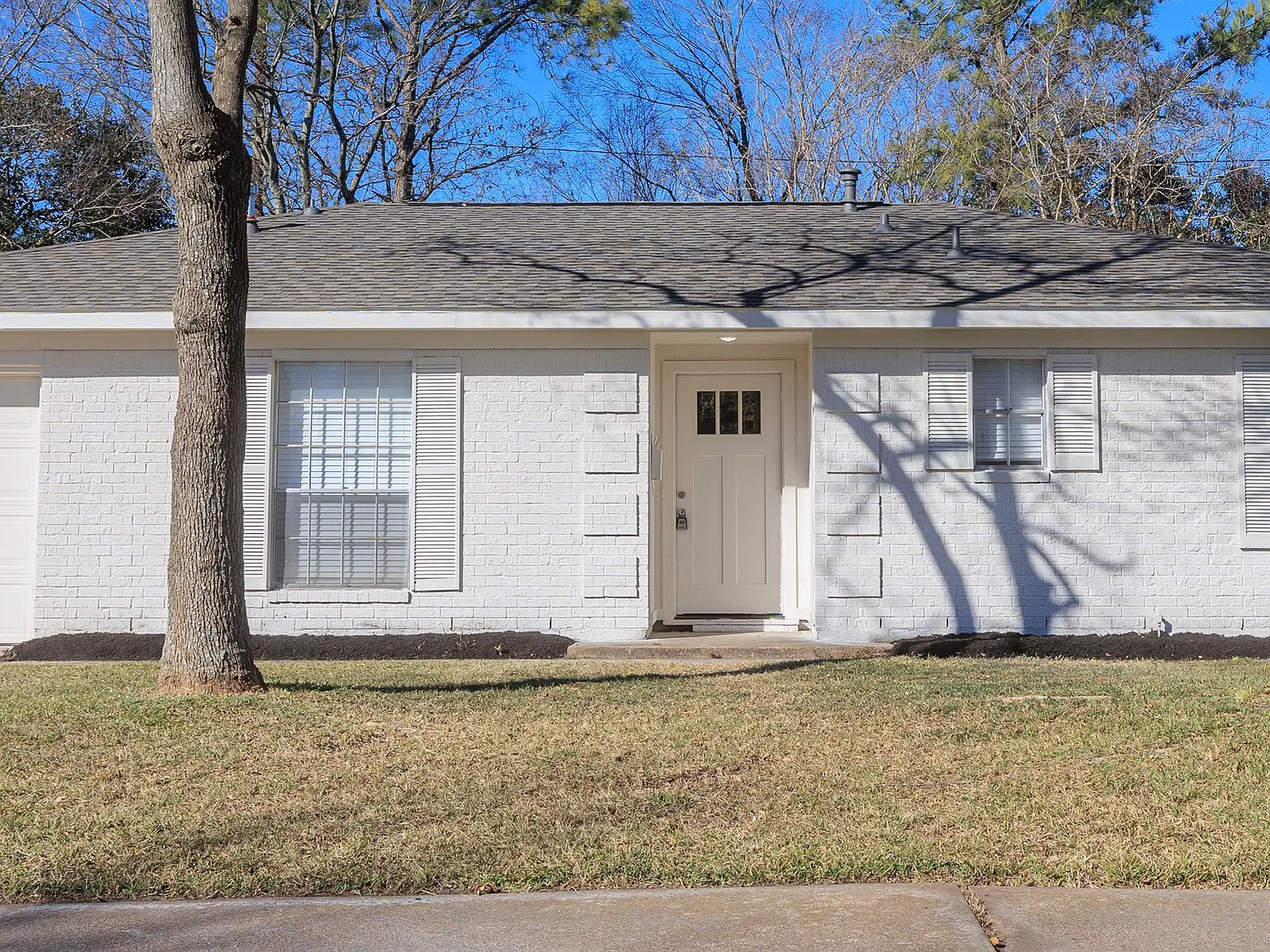 1106 Twin Falls Road - 1 — Photo 1