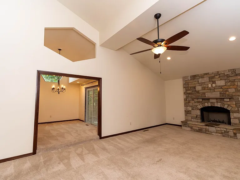 8818 S 69th East Ave — Photo 7