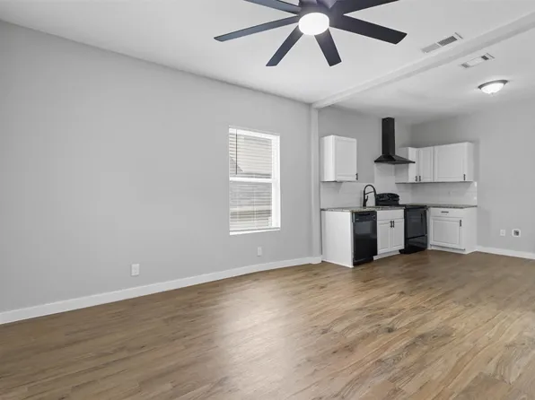 425 E Elm St, Denison, TX 75021