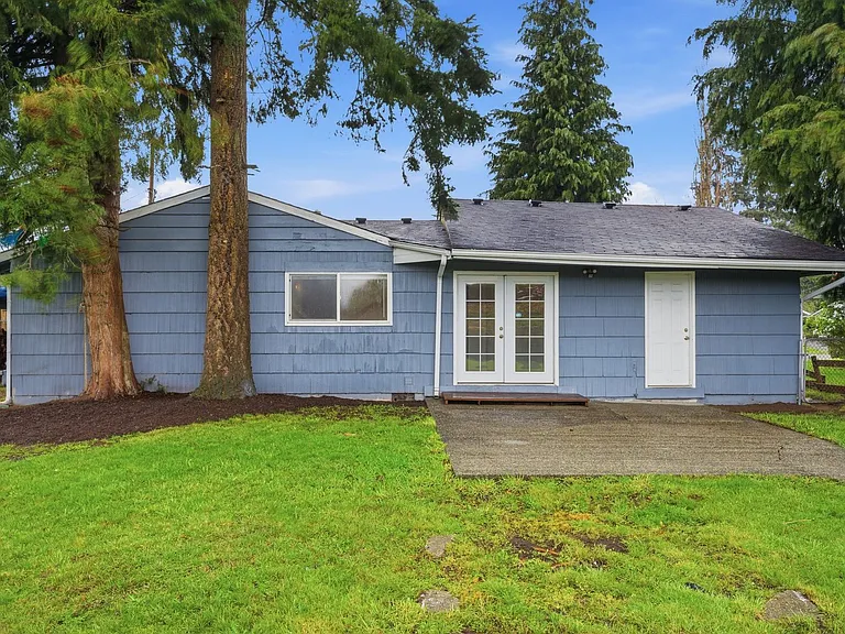 11851 SE 170th Pl #RENTON1 — Photo 1