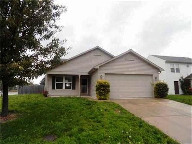 1st image of 528 Dry Creek Cir