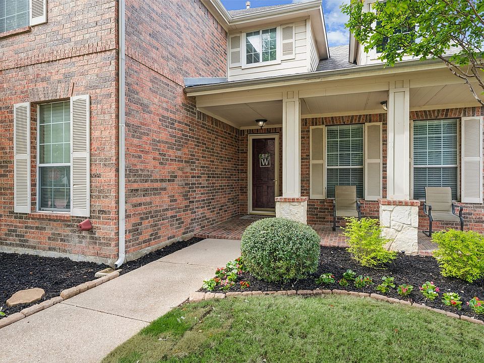 1st image of 1301 Bramble Ln